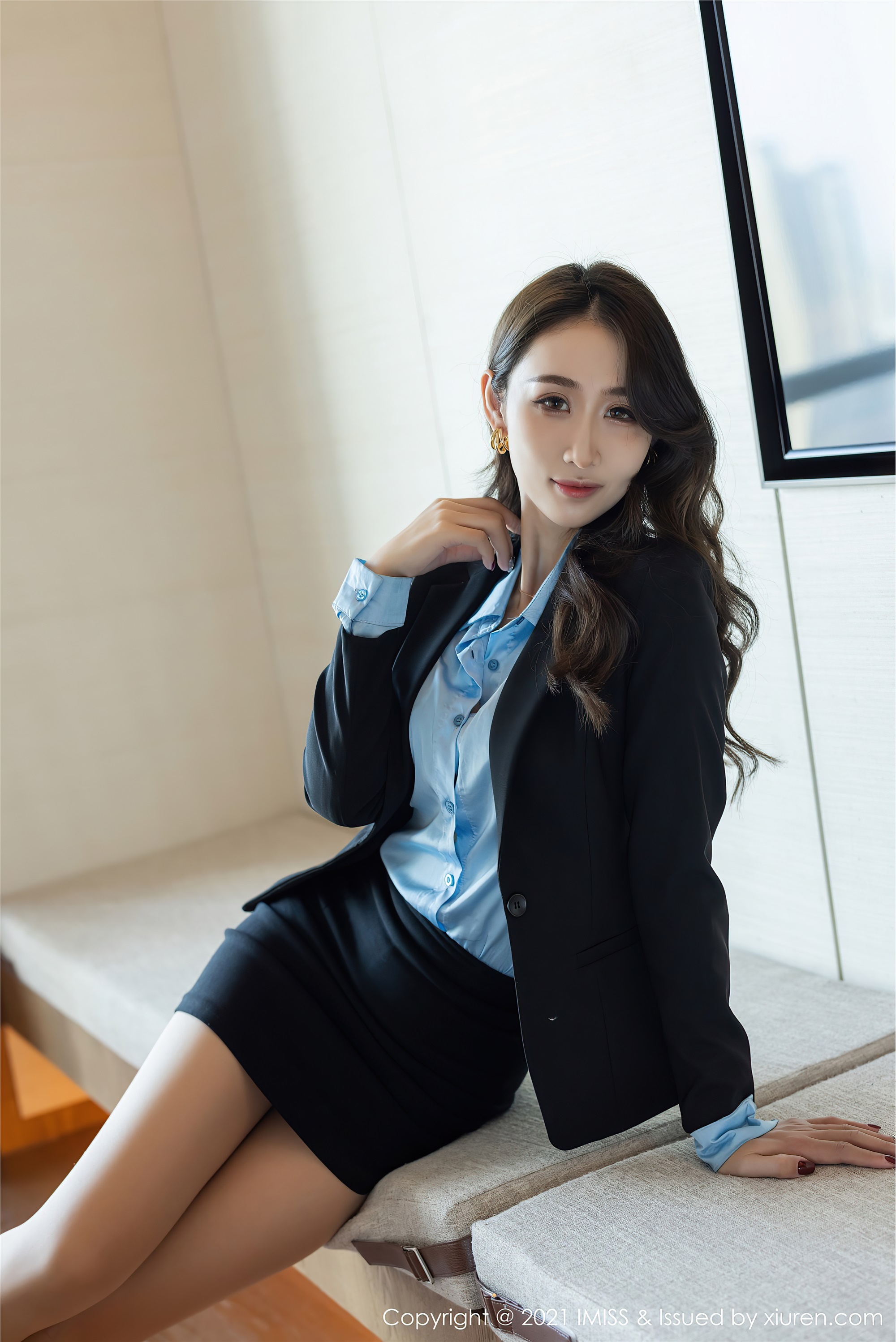 IMISS爱蜜社  2021.02.25 VOL.554 萌白酱 丝袜 美腿